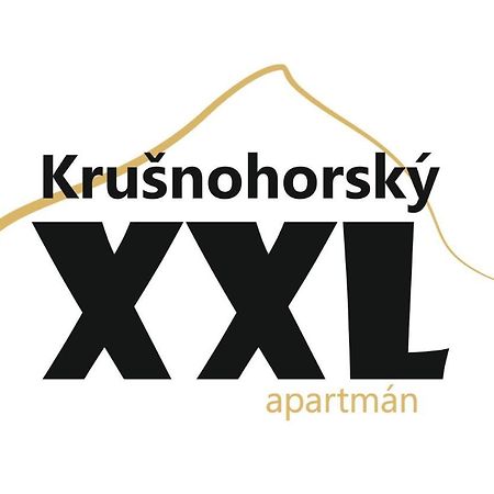 Apartman Xxl ยาคีมอฟ ภายนอก รูปภาพ
