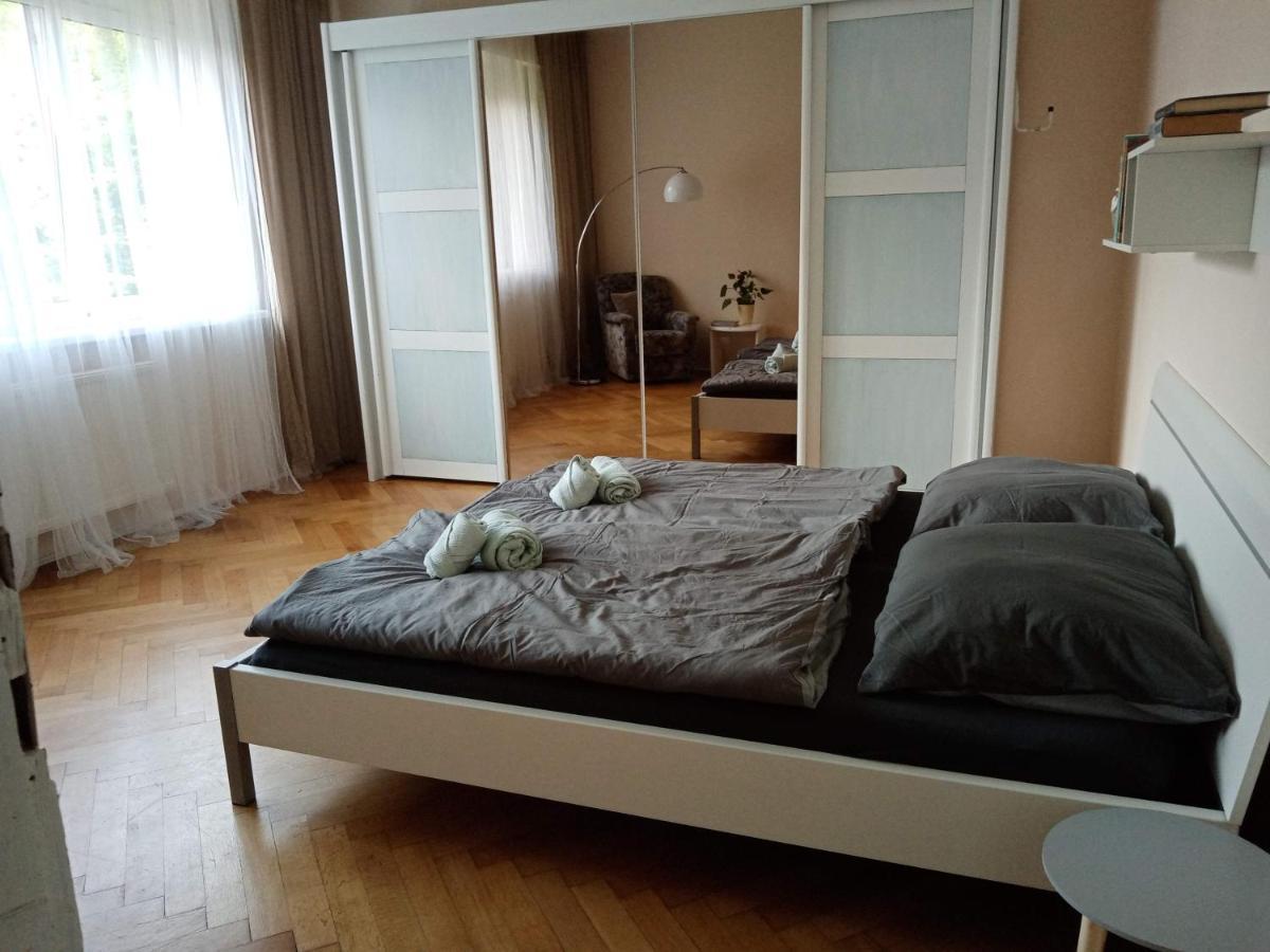 Apartman Xxl ยาคีมอฟ ภายนอก รูปภาพ